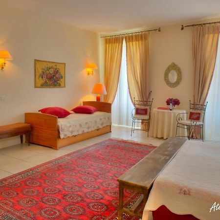 Le Castel Du Mont Boise Hotell Montboucher-sur-Jabron Eksteriør bilde